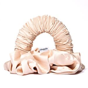 NWT Sleepy Tie - Blondie - Small